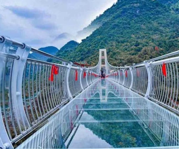 Sari Timbul Glass Bridge